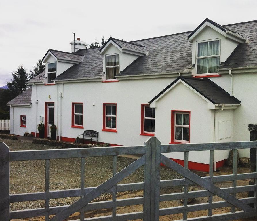 The Old School House Βίλα Clifden Εξωτερικό φωτογραφία