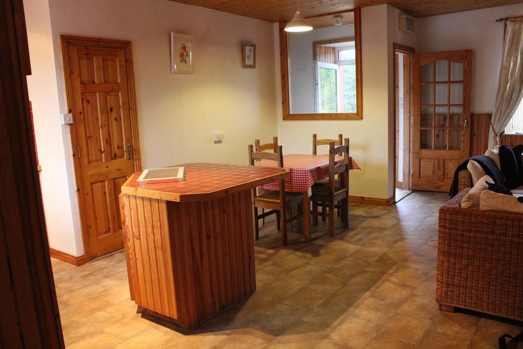 The Old School House Βίλα Clifden Εξωτερικό φωτογραφία